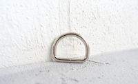 32mm SILVER welded metal d-ring